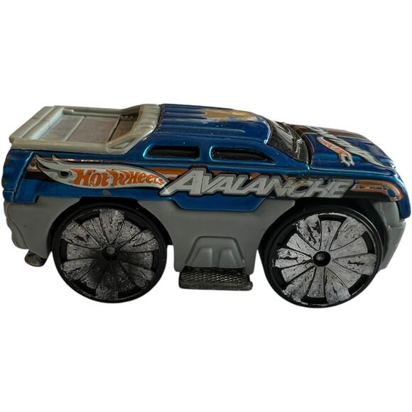 2003 Hot Wheels Chevy Avalanche Blue Die-Cast Truck - Picture 2 of 8